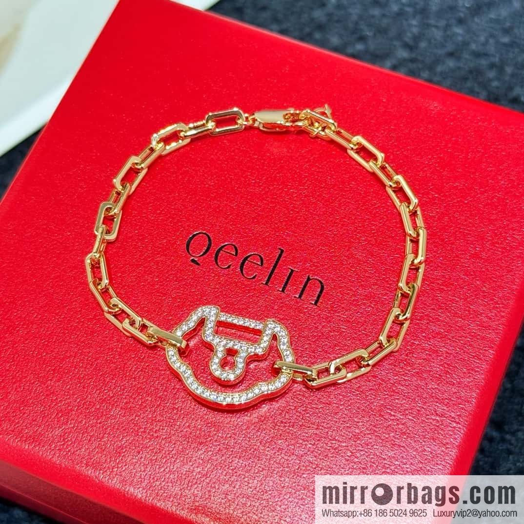 ❗️New ❗️ ☀️ Original ☀️ Qeelin Kirin Yu Yi Hollow Full Diamond Ruyi Lock Bracelet ☀️