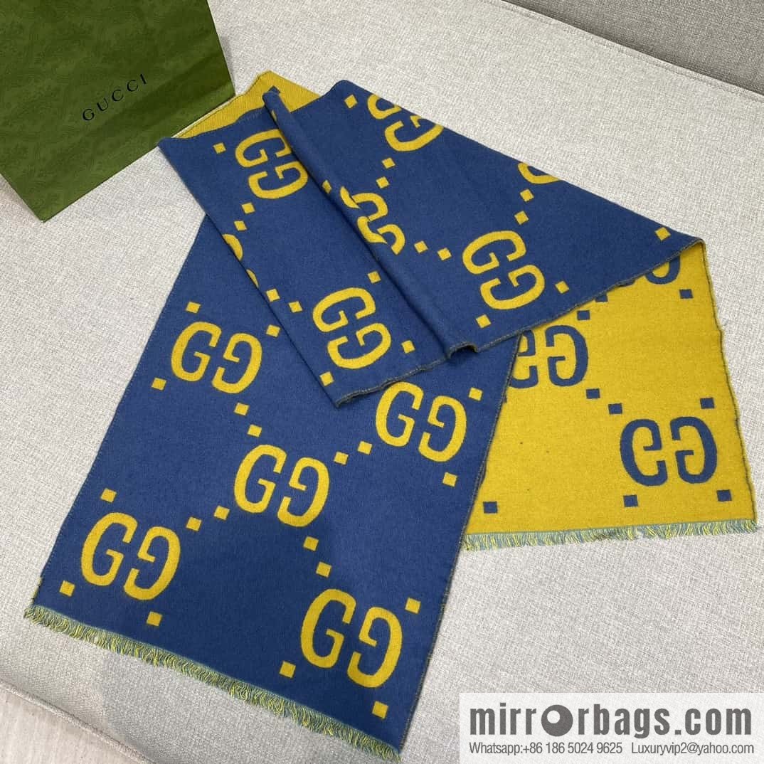 GUCCI GG jacquard wool silk-blend scarf, color matching