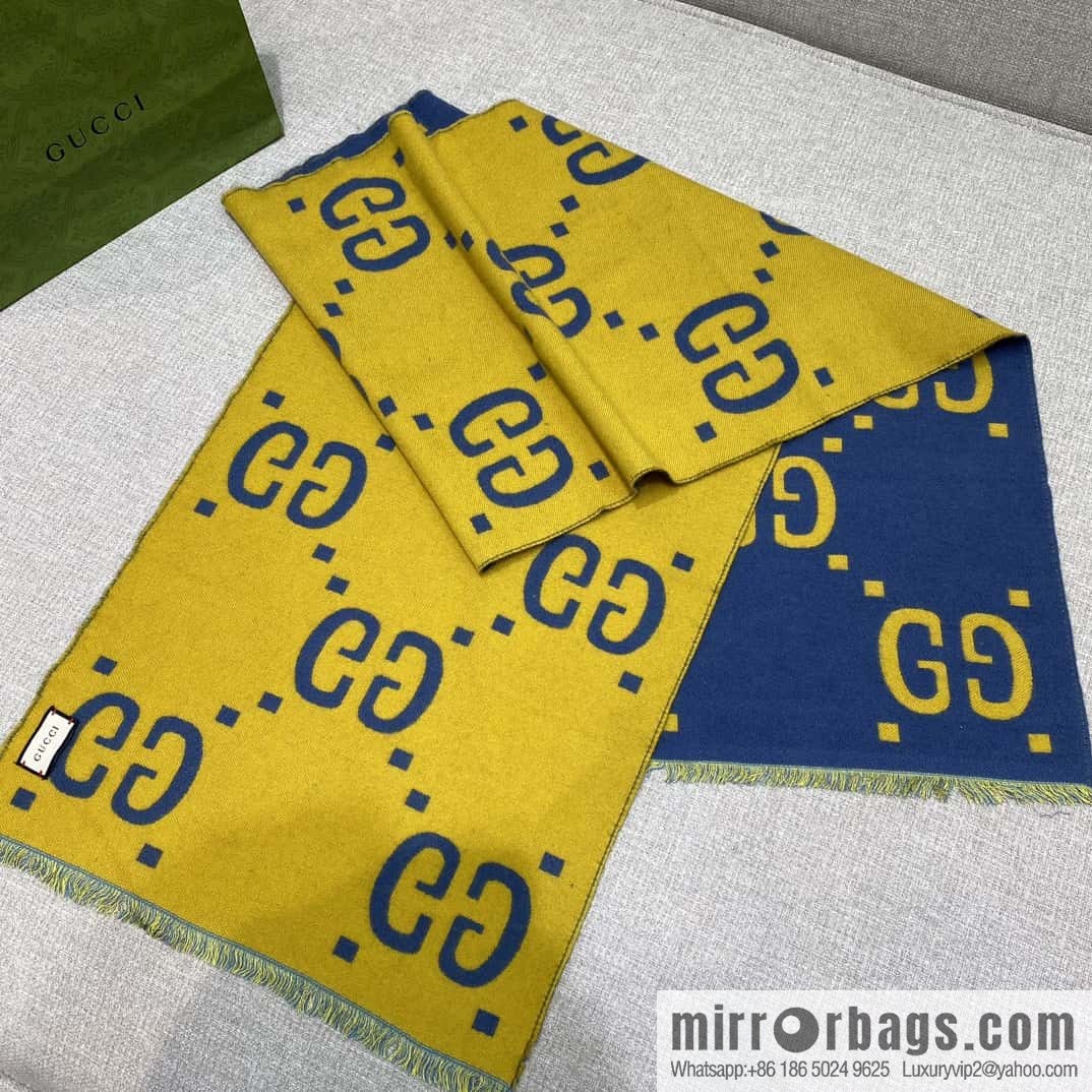 GUCCI GG jacquard wool silk-blend scarf, color matching