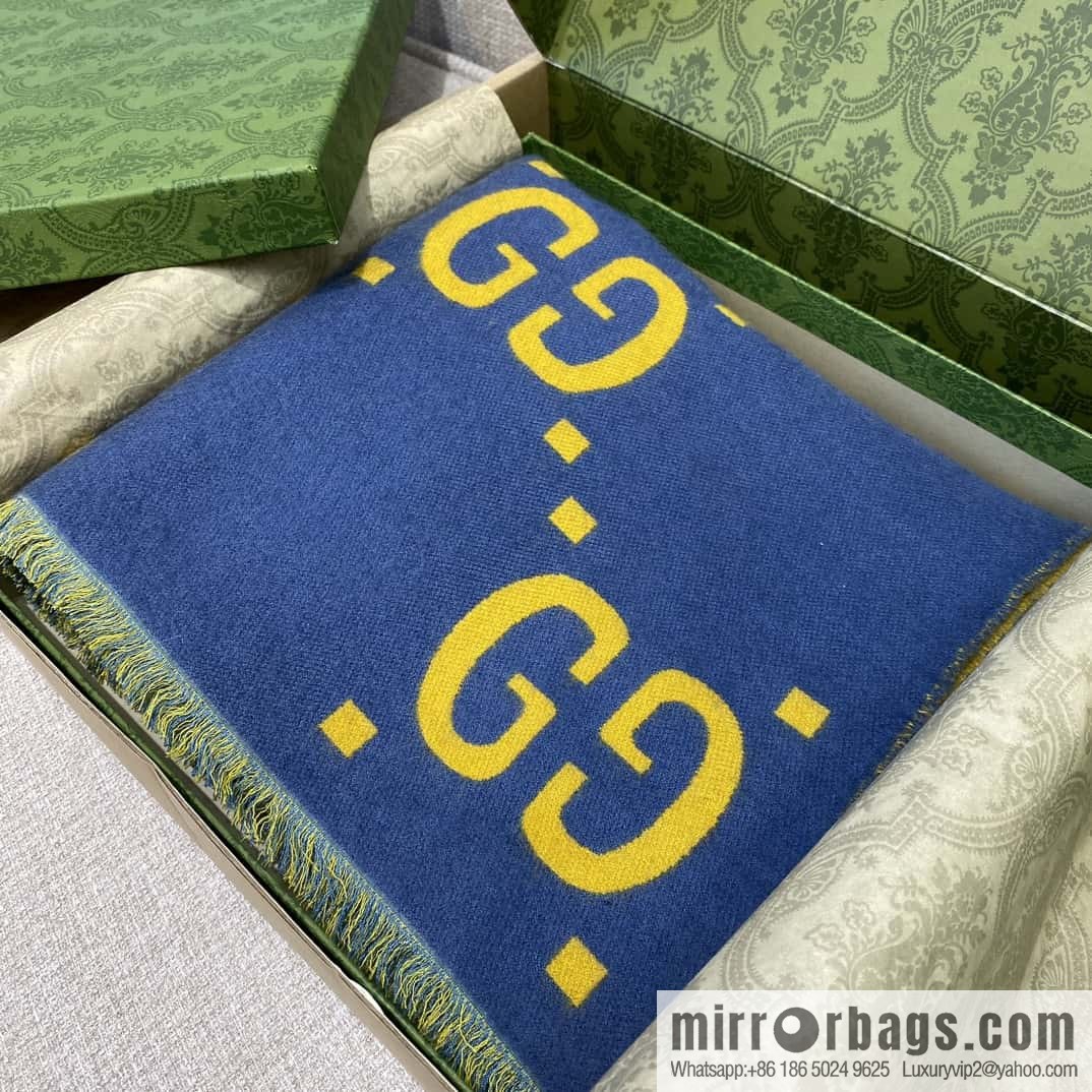 GUCCI GG jacquard wool silk-blend scarf, color matching