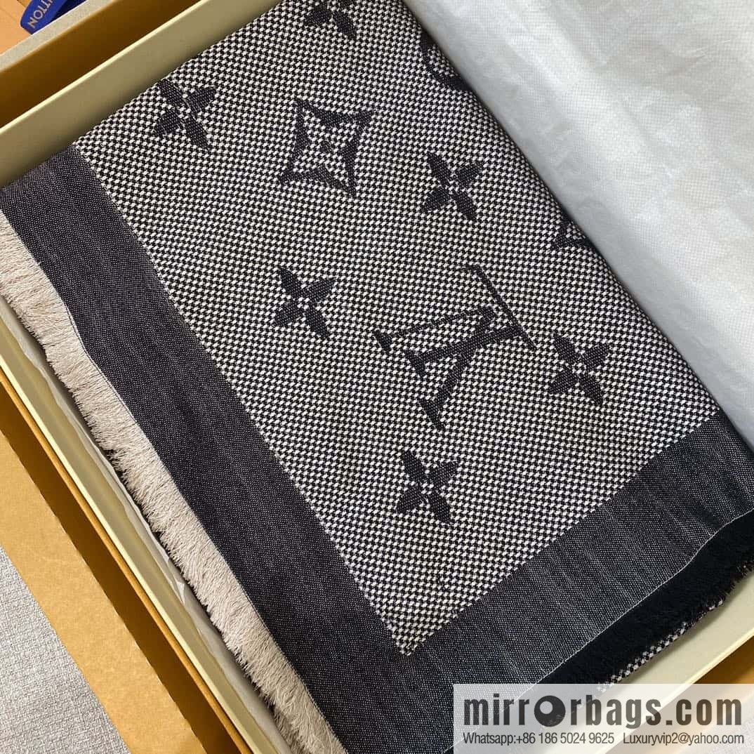 𝐋𝐨𝐮𝐢𝐬 𝐯𝐮𝐢𝐭𝐭𝐨𝐧₀『 NEO NATÉMONOGRAM Shawl 🔳 M73677