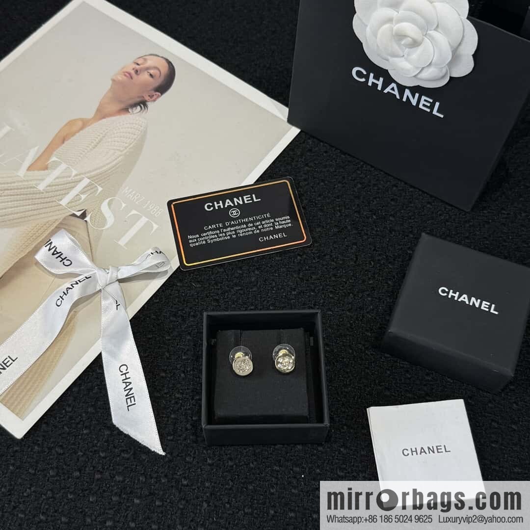 ❗️New ❗️☀️ new ☑️ chanel c1 double c round stud earrings ☀️