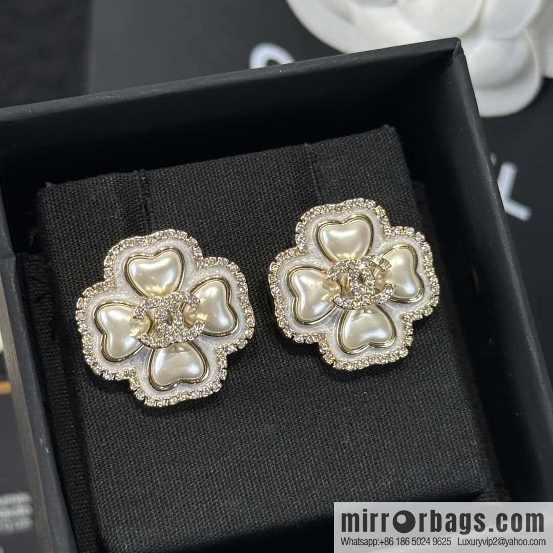 ☀️New ☑️ chanel c1 double c four-leaf clover stud earrings