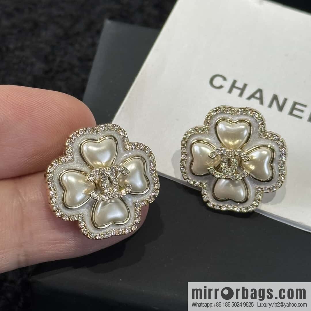 ☀️New ☑️ chanel c1 double c four-leaf clover stud earrings
