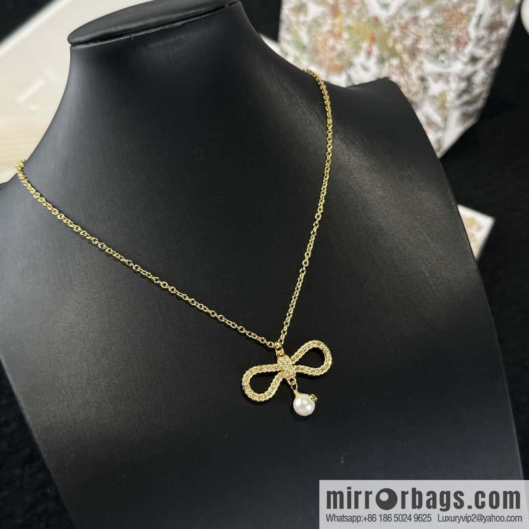 ❗️New ❗️☀️ New ☑️ Dior pearl bow necklace ☀️