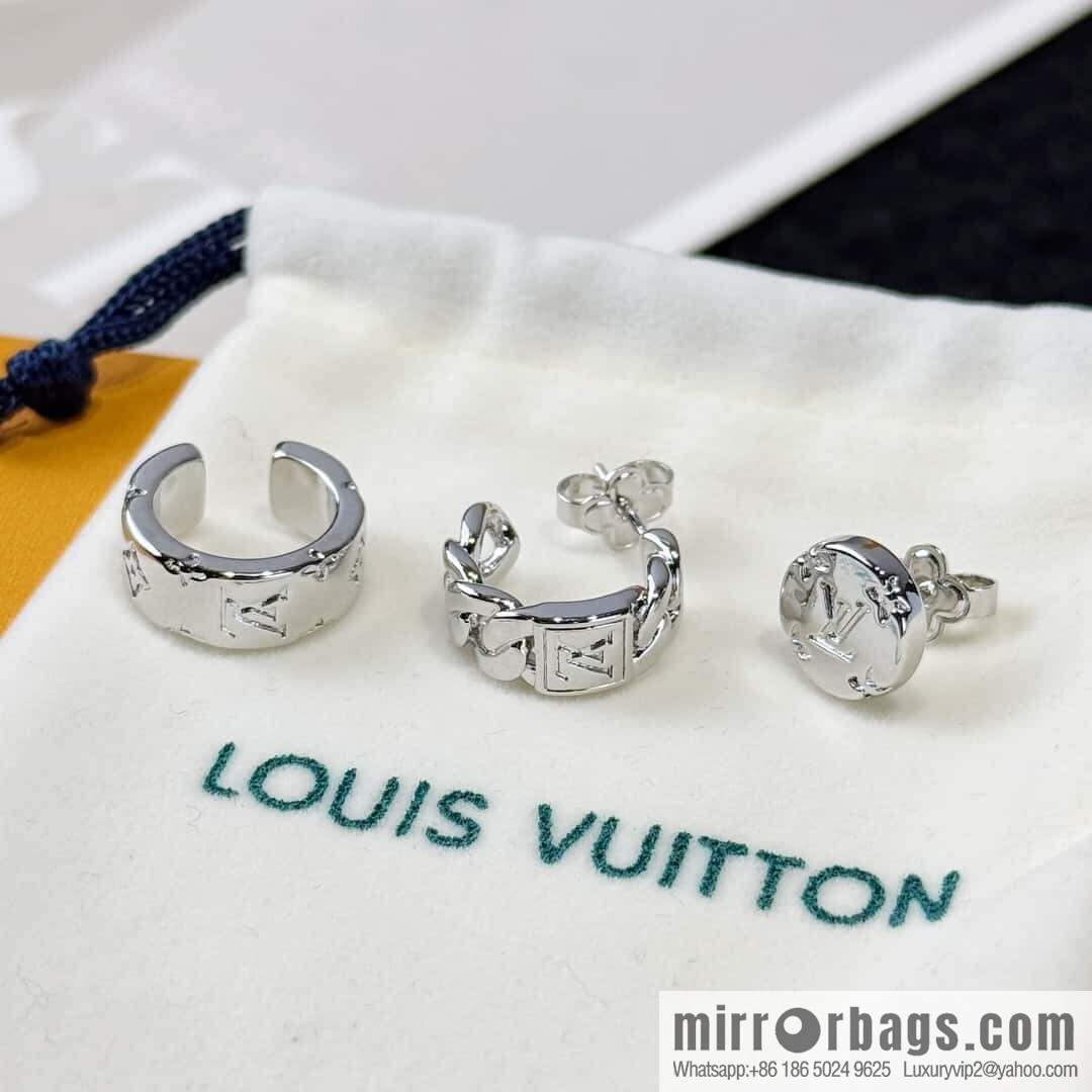 ❗️New ❗️ ☀ Louis Vuitton Three Piece Earrings Earrings Clips ☀