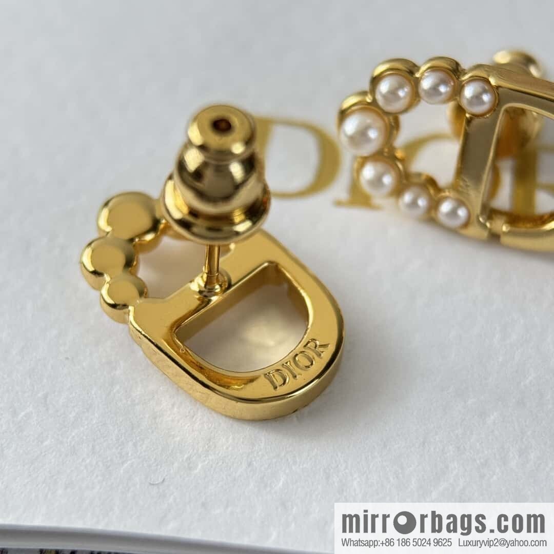 New ☑️ DIOR CD pearl stud earrings