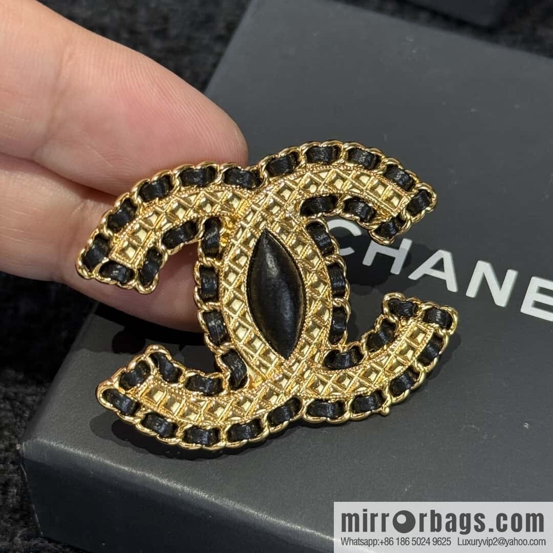 ❗️New ❗️☀️ New ☑️ Chanel Double C Black Leather Rope Brooch ☀️