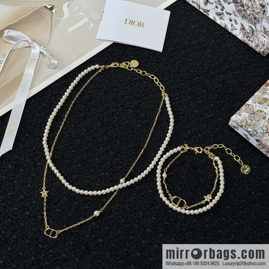 New ☑️ Dior Double Pearl CD Necklace Bracelet