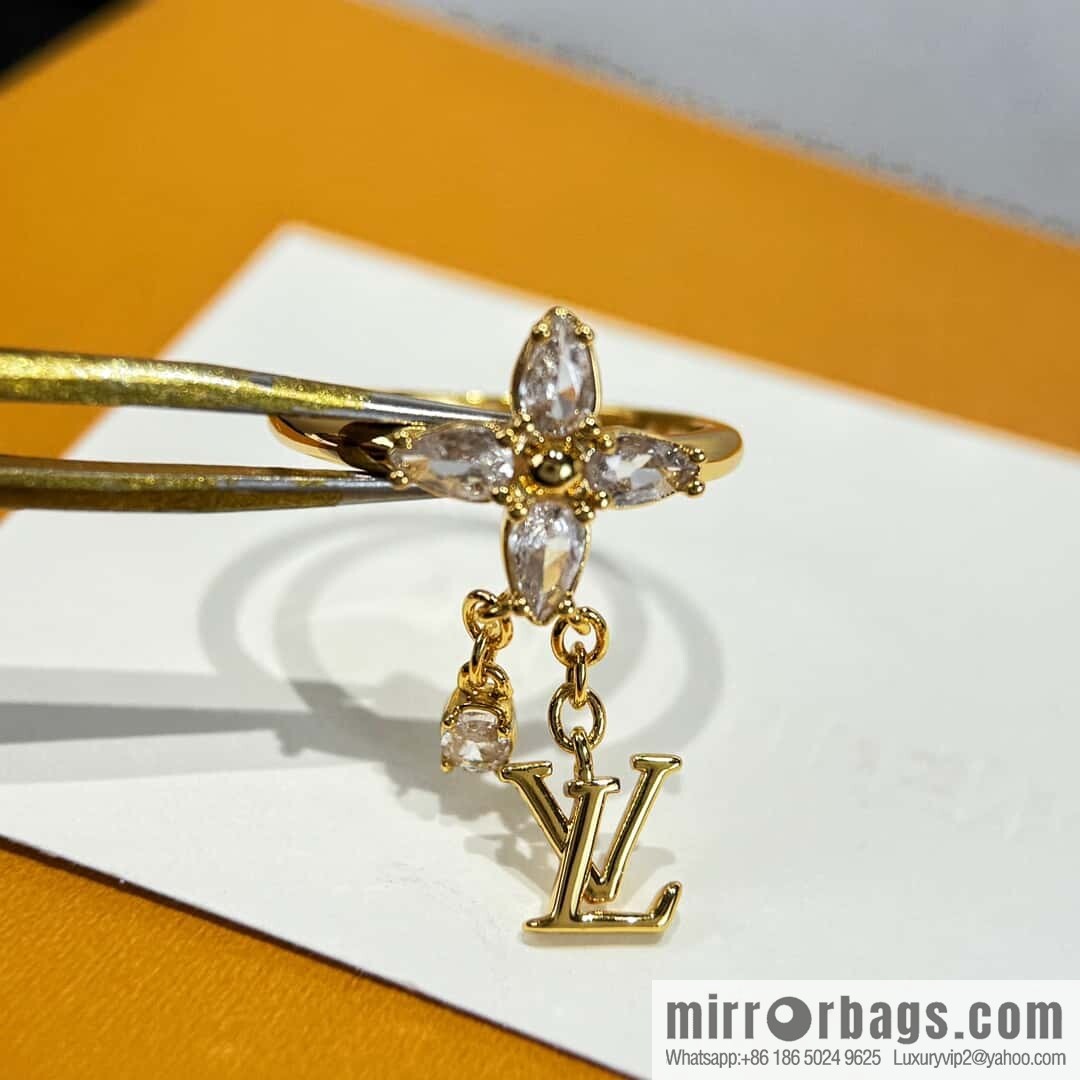 ❗️New ❗️ ☀ Original ☀ Louis Vuitton Louis Vuitton Clover Tassel LV Ring ☀