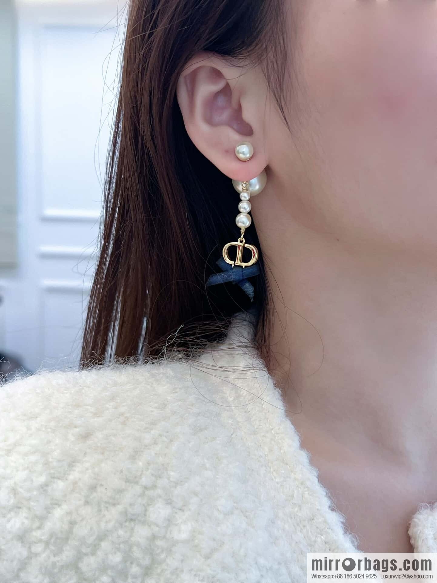 ❗️New ❗️ ☀️ New ☑️ Dior size pearl bow stud earrings ☀️