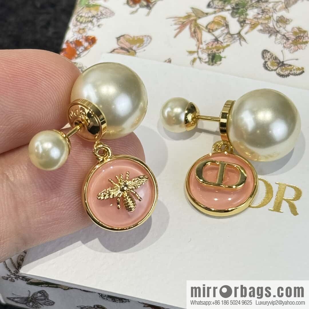 ☀️New ☑️ Dior size pearl bee CD stud earrings