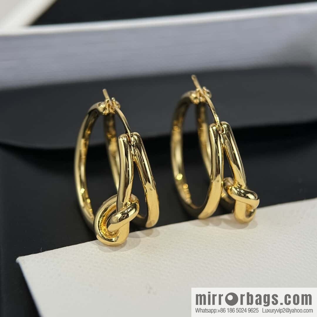 ❗️New ❗️ ☀️ New ☑️ CELINE Twist Earrings ☀️