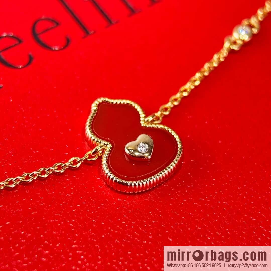 ❗️New ❗️ ☀️☀️ Qeelin unicorn wulu gourd series agate diamond peach heart love bracelet necklace ☀️