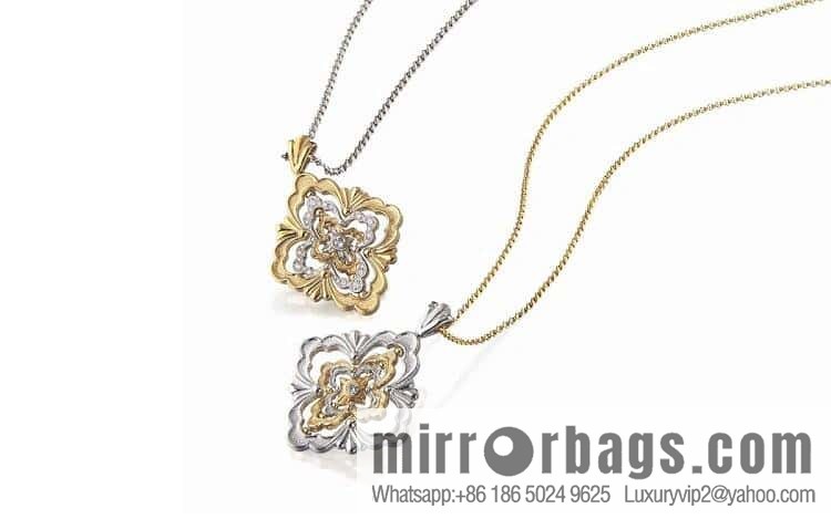 ❗️New ❗️ ☀ Buccellati Opera House Collection oversized court-style spinning four-leaf clover necklace ☀️