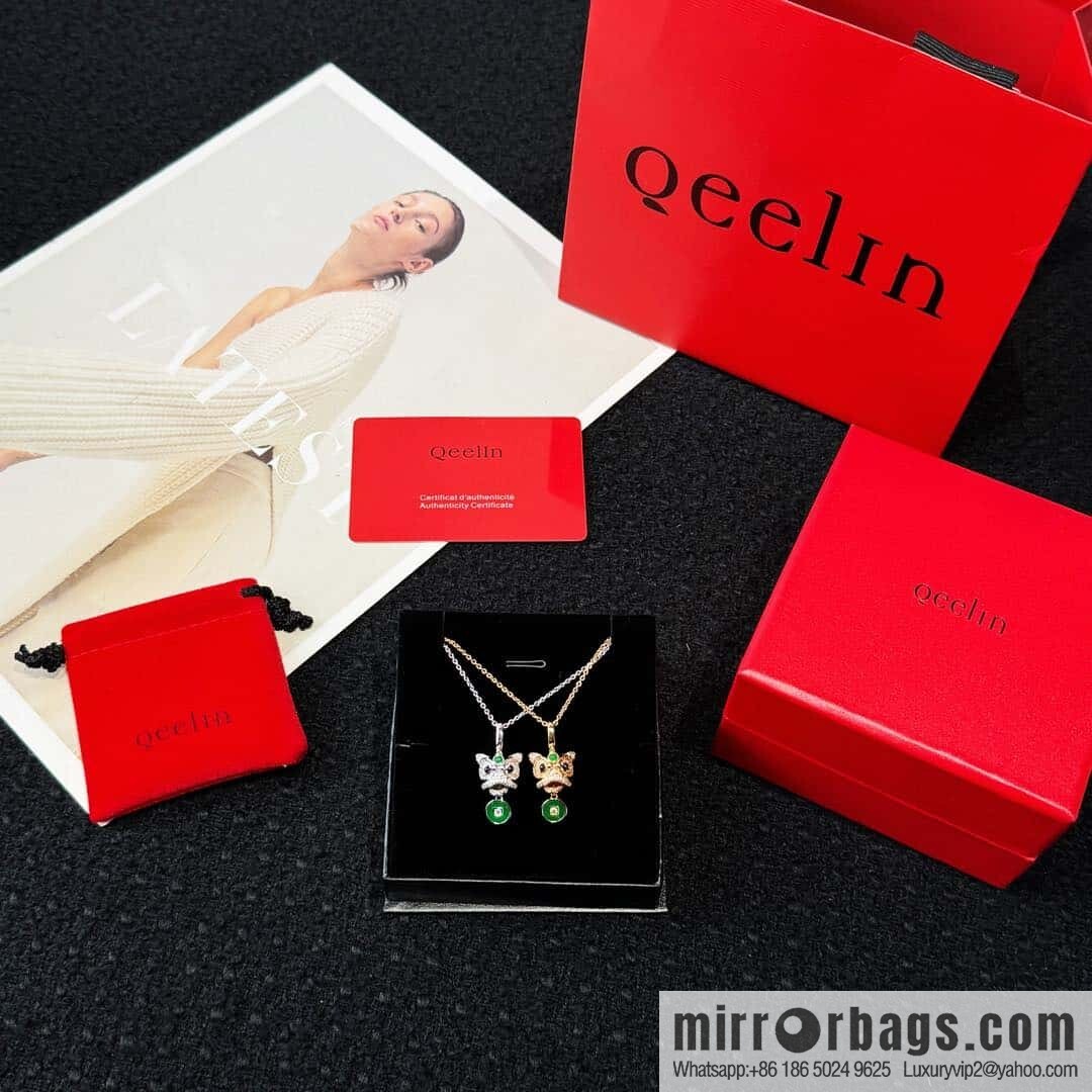 ❗️New ❗️ ☀️ Qeelin unicorn full diamond lion green copper coin necklace ☀️
