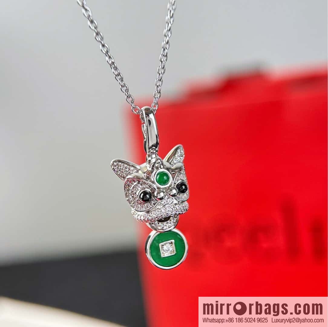 ❗️New ❗️ ☀️ Qeelin unicorn full diamond lion green copper coin necklace ☀️
