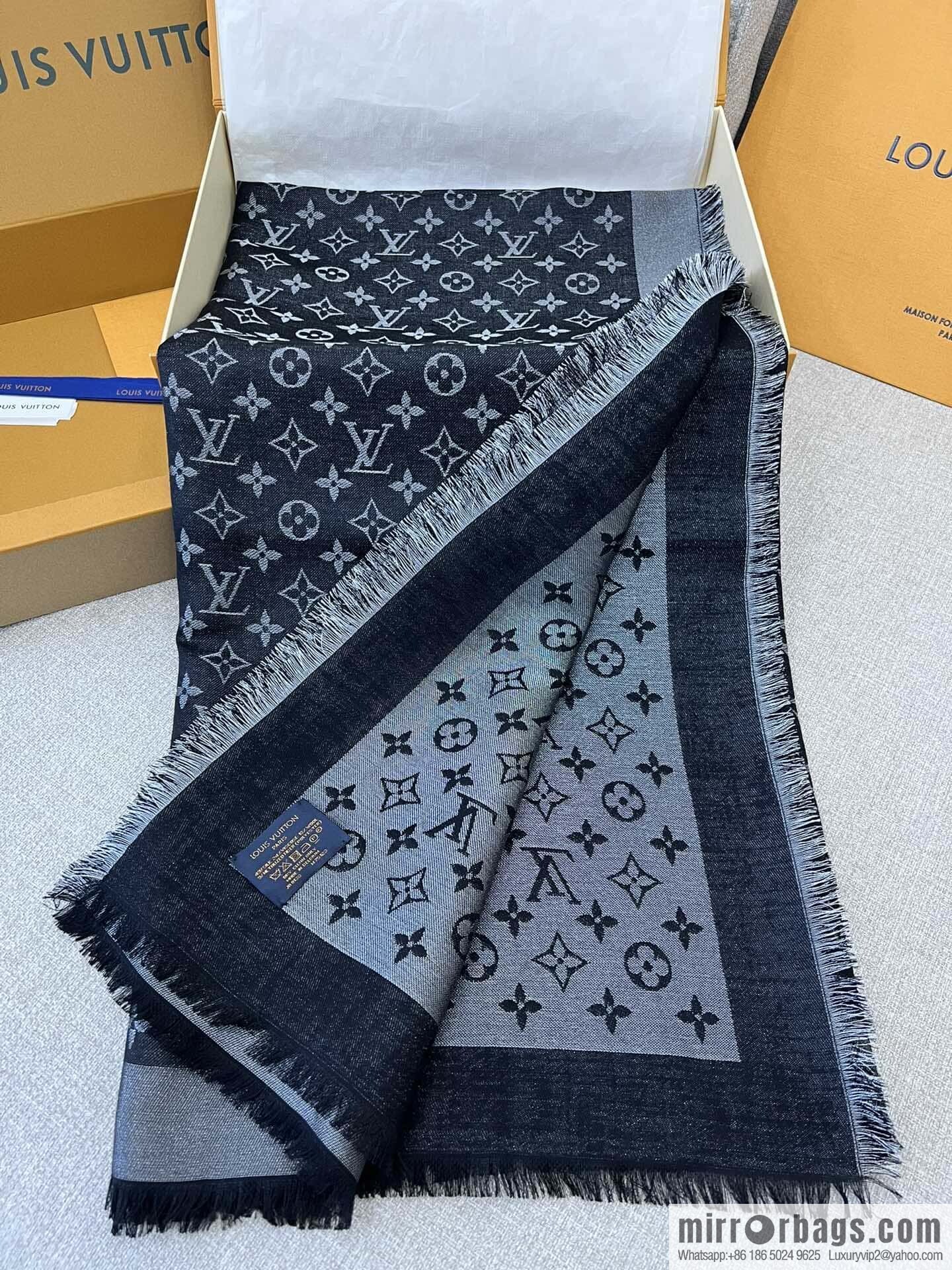 𝐋𝐨𝐮𝐢𝐬 𝐕𝐮𝐢𝐭𝐭𝐨ɴ•『 shine monogram scarf shawl M75123