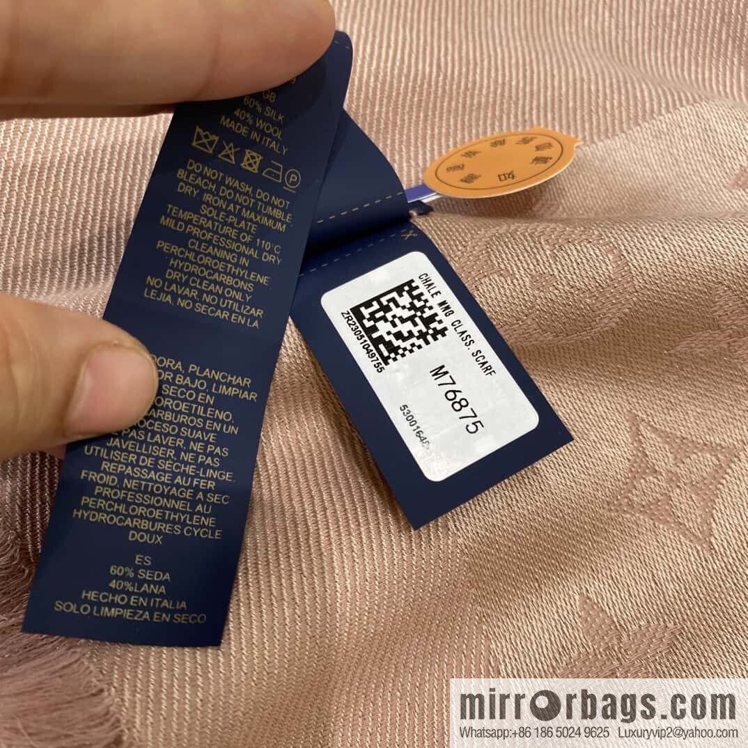 𝐋𝐨𝐮𝐢𝐬 𝐕𝐮𝐢𝐭𝐭𝐨ɴ•『 shine monogram scarf shawl M76875