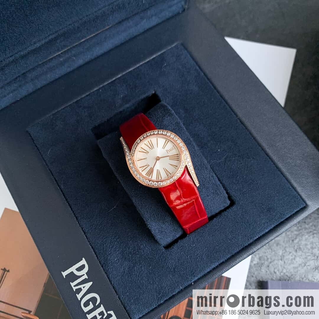 The small 26mm Earl Glitter model is online. Women's Diamond Watch from Limelight Gala Collection