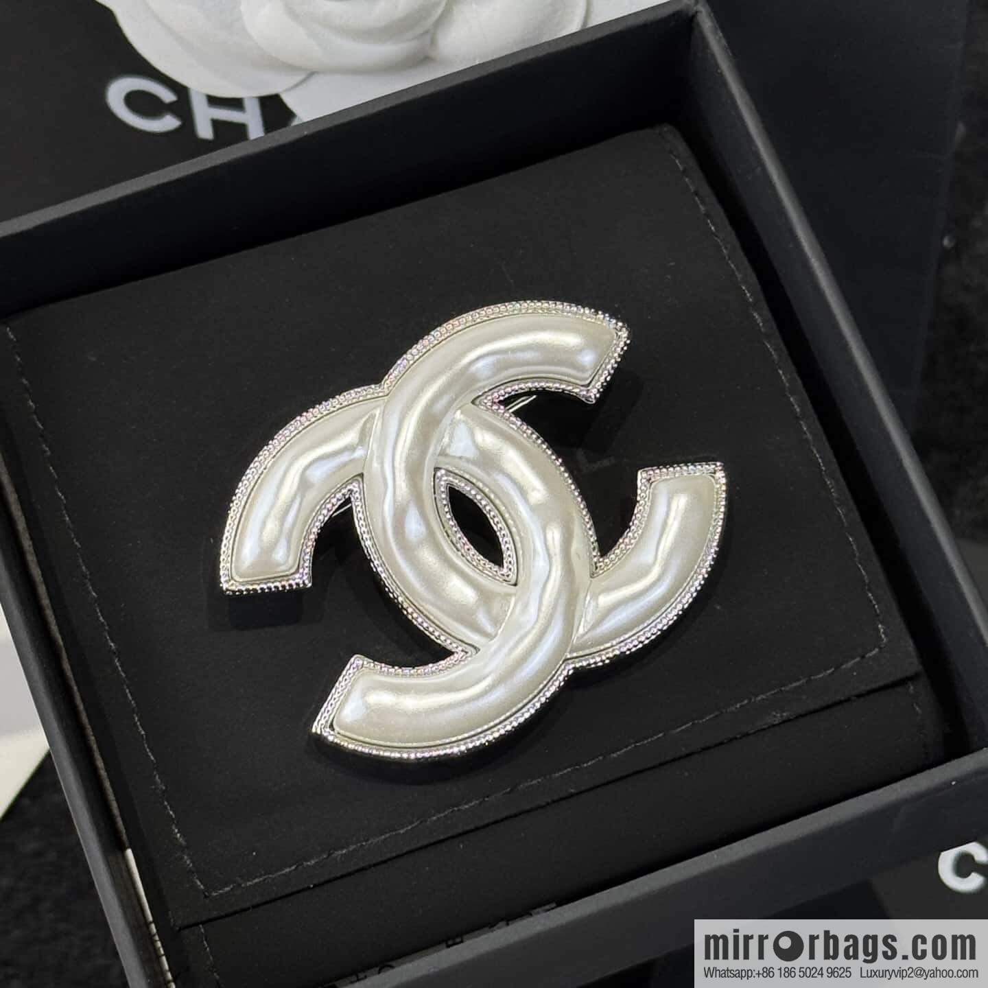 ❗️New ❗️☀️ New ☑️ Chanel Double C Brooch ☀️