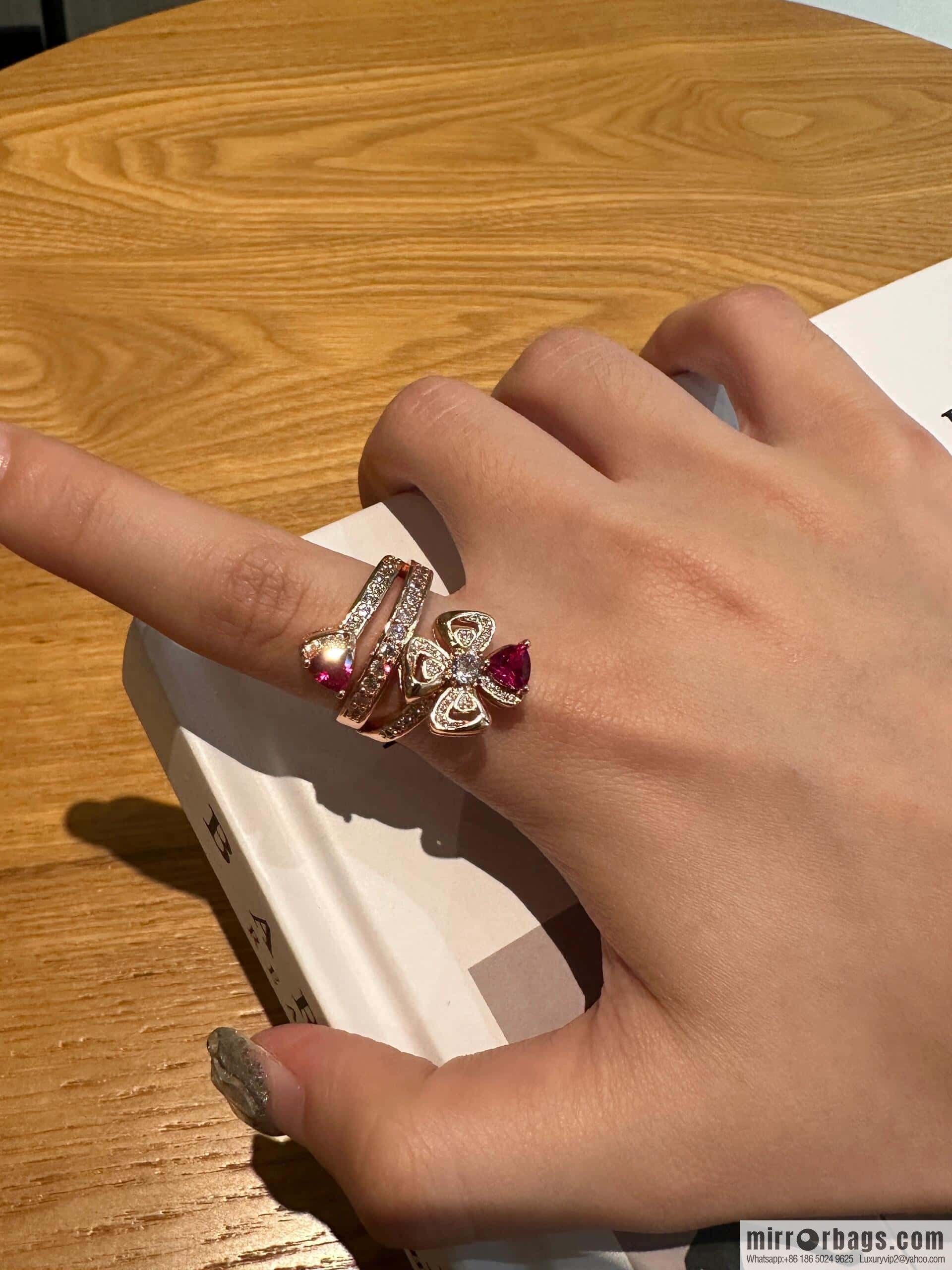 ❗️New ❗️ ☀ BVLGARI DIVAS'DREAM Ruby Clover Ring ☀️
