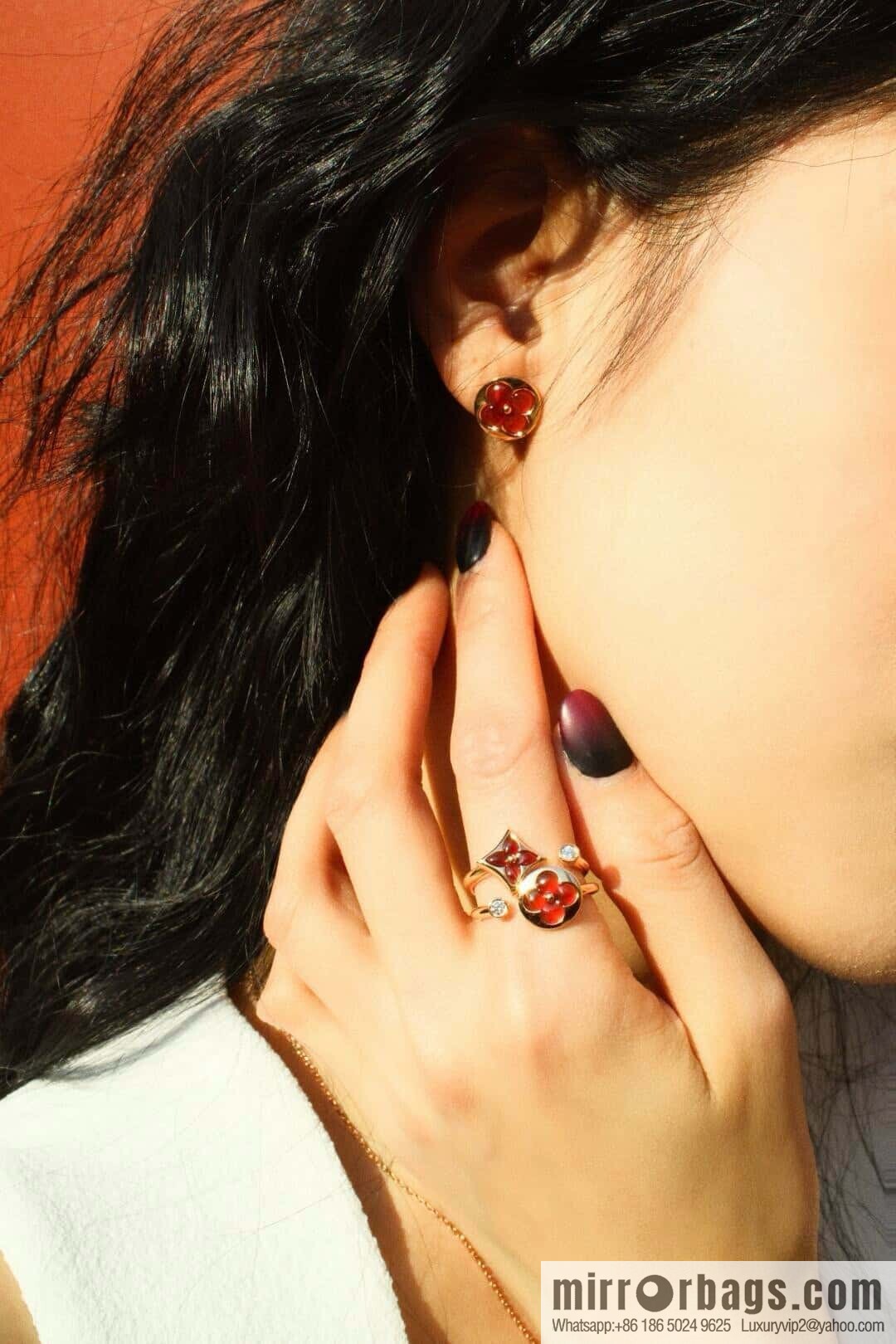 ☀️☀Louis Vuitton COLOR BLOSSOM BB MULTI-MOTIF Rhombus agate LV bracelet, stud earrings