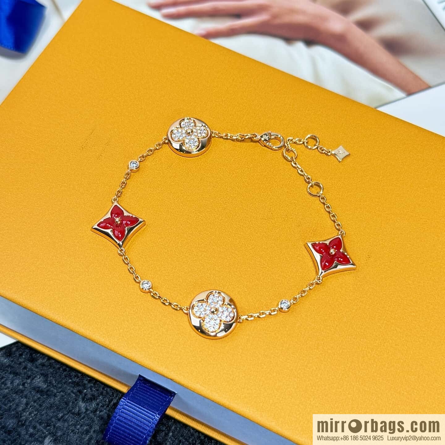 ☀️☀Louis Vuitton COLOR BLOSSOM BB MULTI-MOTIF Rhombus agate LV bracelet, stud earrings