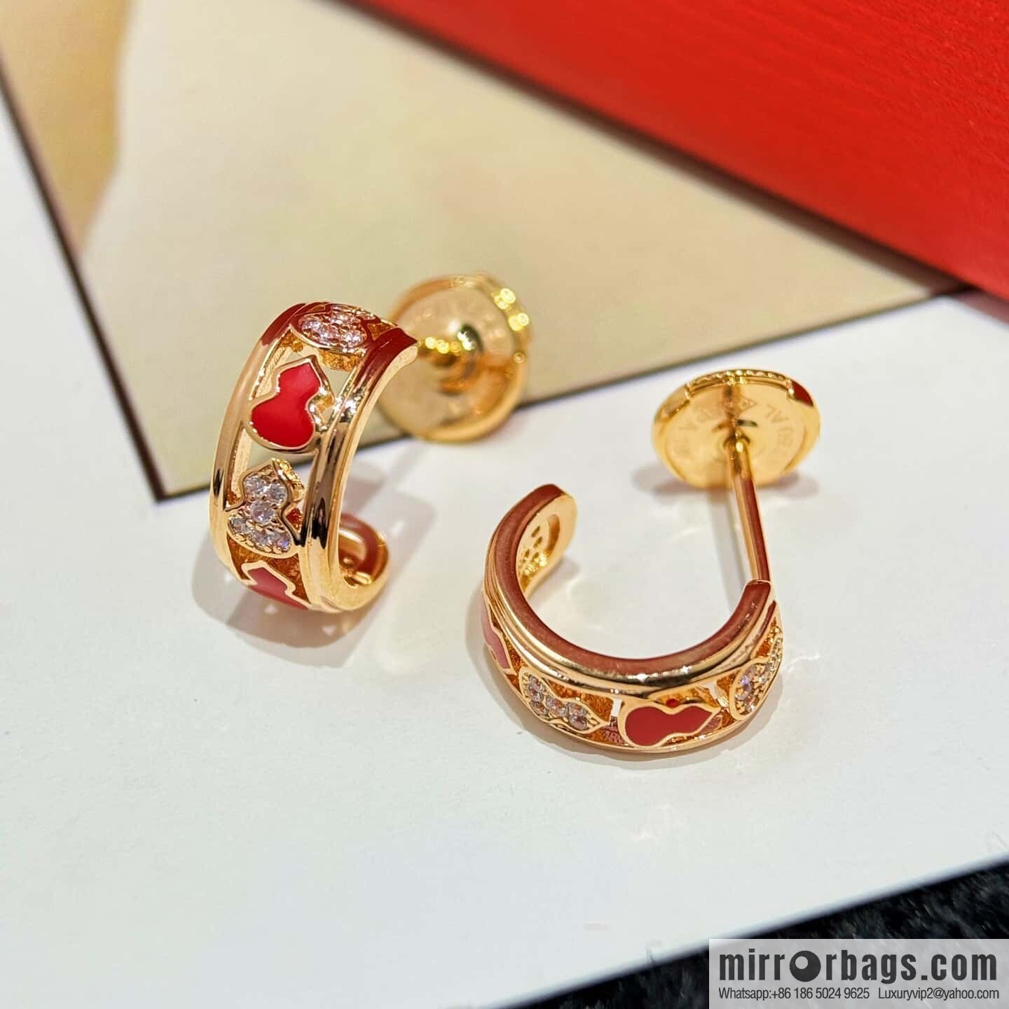 ❗️New ❗️ ☀️ Qeelin Petite Wulu Circle Gourd Earrings ☀️