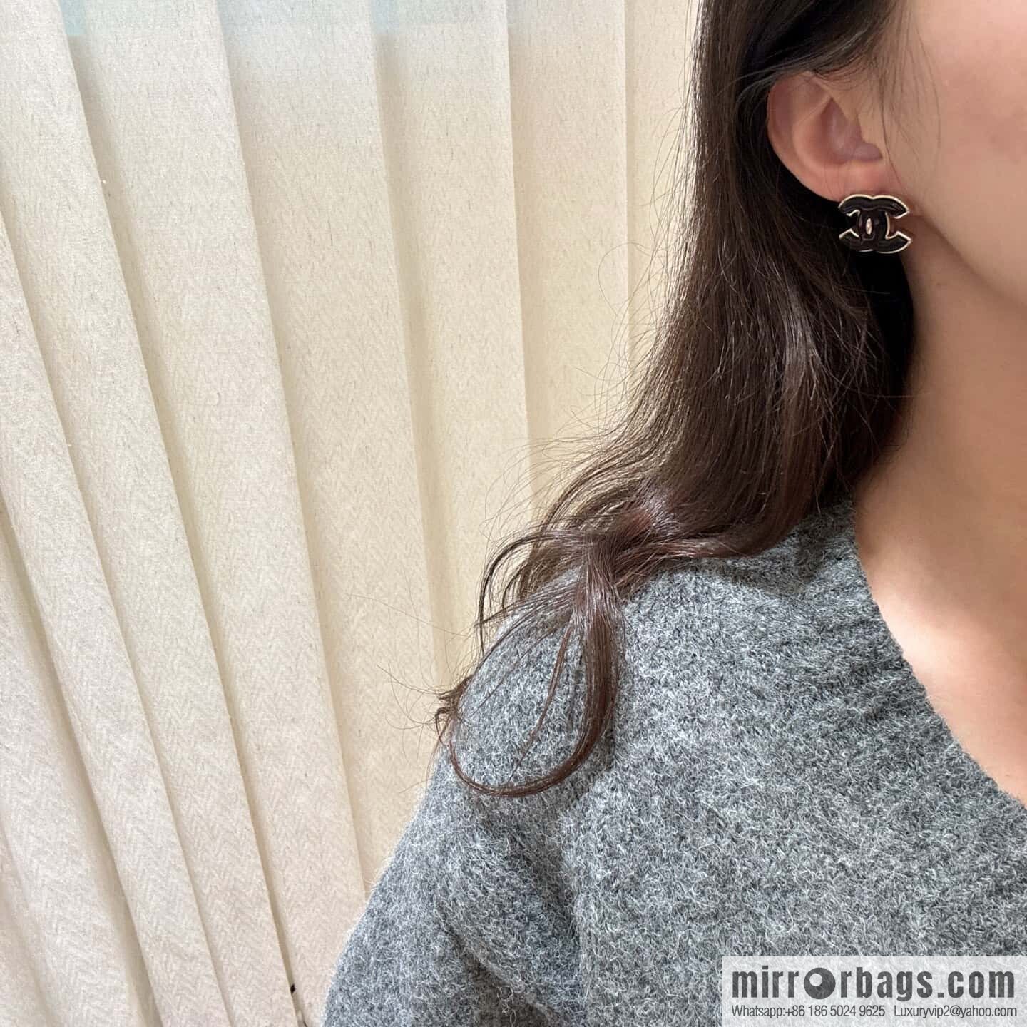 ❗️New ❗️☀️ new ☑️ chanel c1 double c black stud earrings ☀️