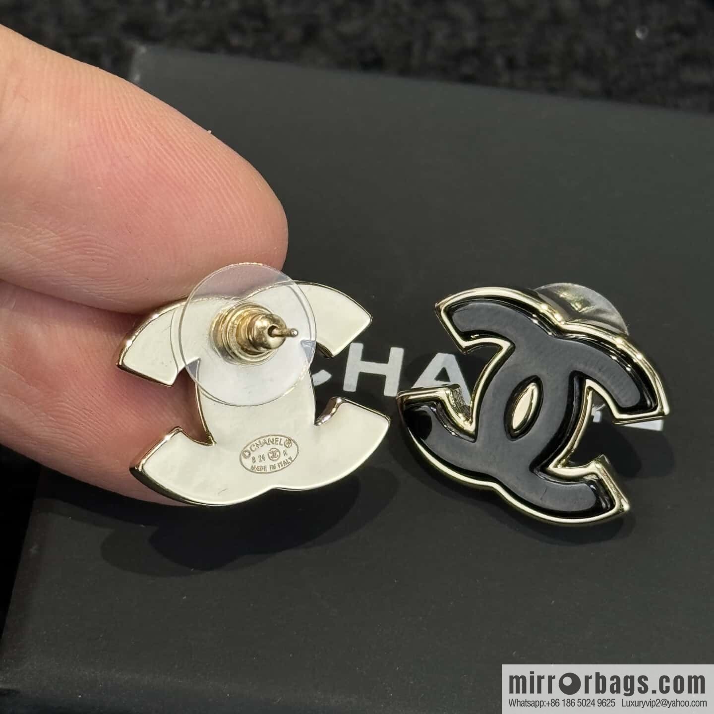 ❗️New ❗️☀️ new ☑️ chanel c1 double c black stud earrings ☀️