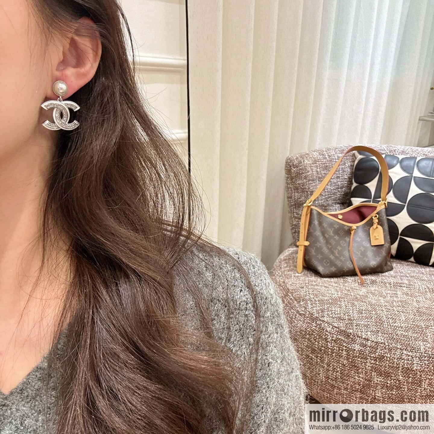 ❗️New ❗️ ☀️ new ☑️ chanel c2 double c pearl stud earrings ☀️