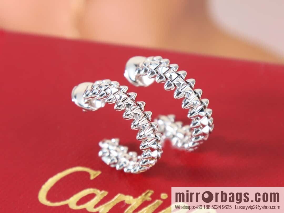 ❗️New ❗️ ☀️ Cartier clash de Cartier narrow bullet earrings