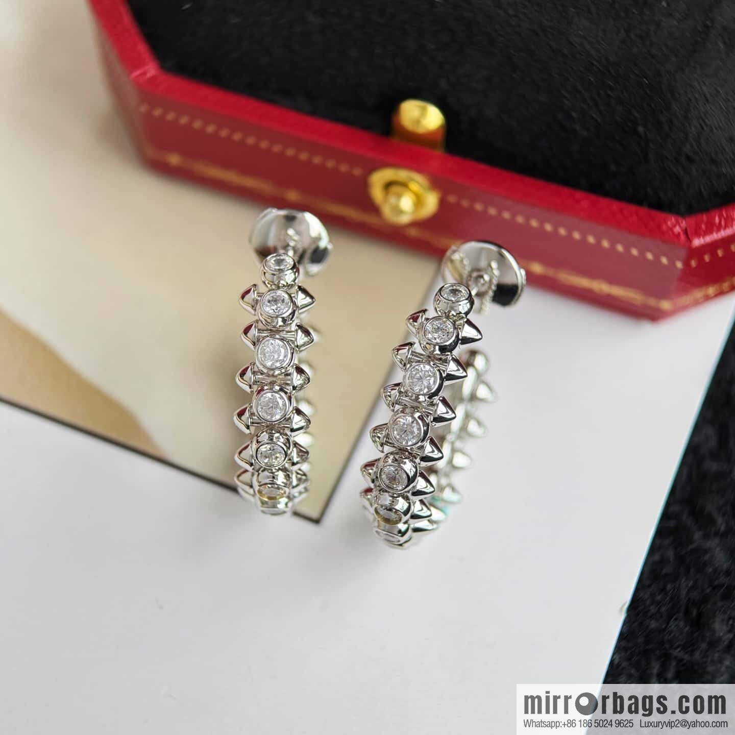 ❗️New ❗️ ☀️ Cartier clash de Cartier wide bullet full drill stud earrings ☀️