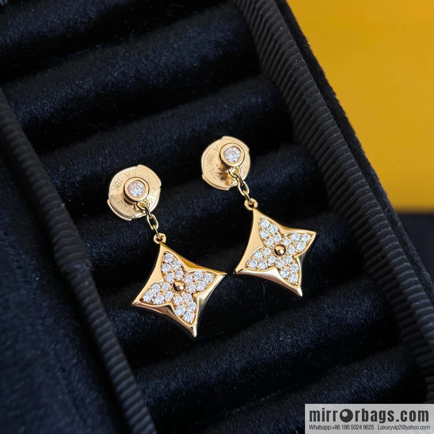❗️New ❗️ ☀ Louis Vuitton LV full diamond flower stud earrings ☀