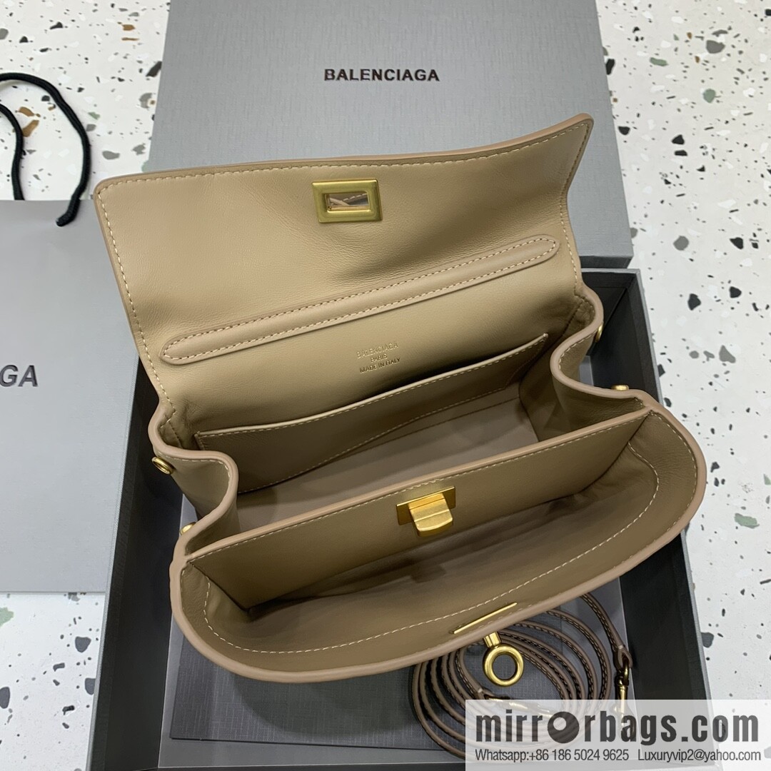 Balenciag rodeo mini [apricot gold buckle] Model: 78972 handbag