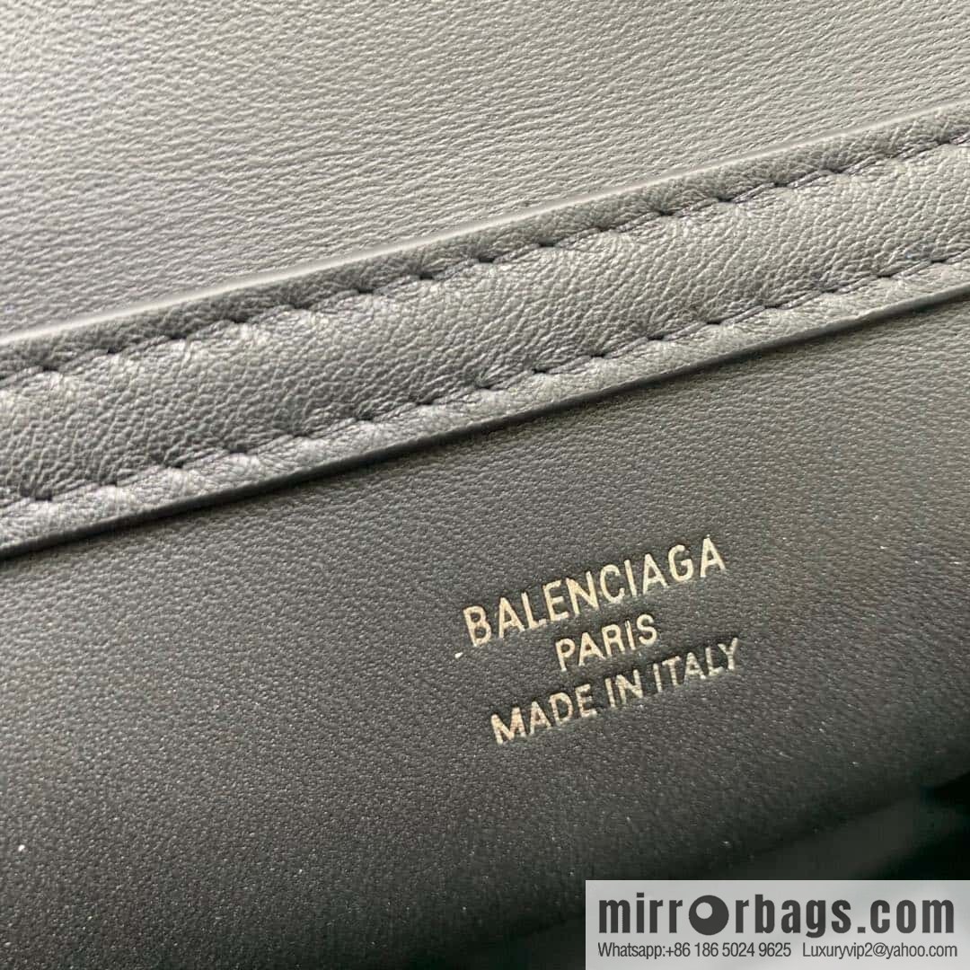 🖤[Small black silver buckle 】 𝐁𝐀𝐋𝐄𝐍𝐂𝐈𝐀𝐆𝐀 𝐑𝐎𝐃𝐄𝐎 𝐁𝐀𝐆 series handbag model number: 78972