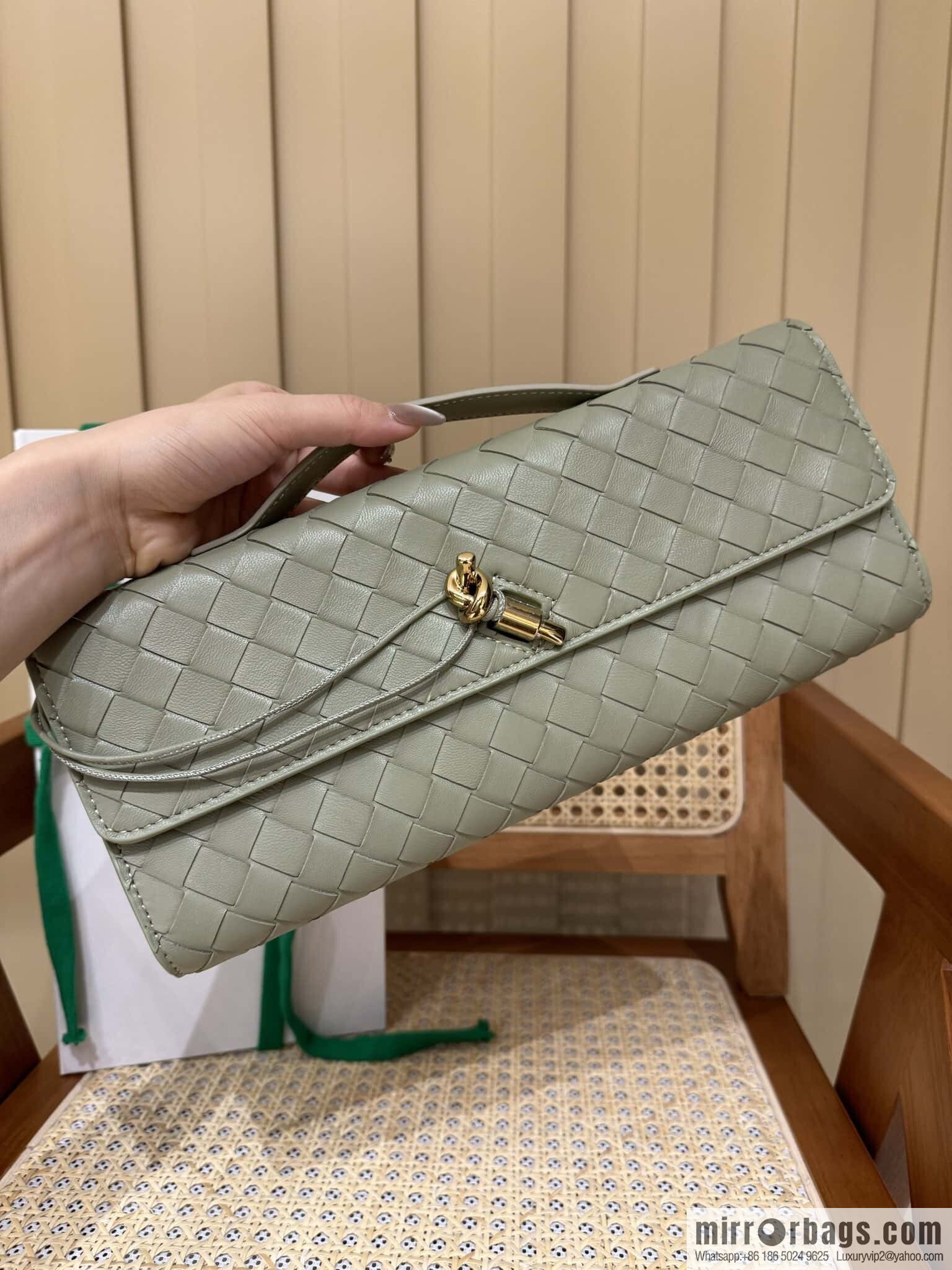 BV Andiamond clutch bag 741511 Travertine green