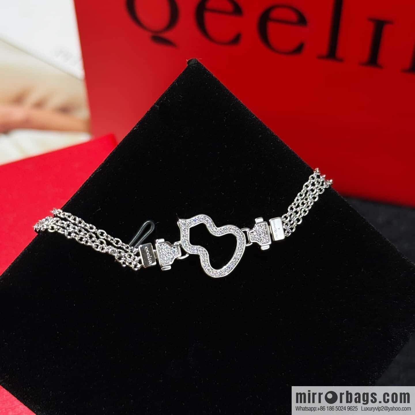❗️New ❗️ ☀️ Qeelin Petite Wulu Hollow Gourd Three-layer Bracelet ☀️