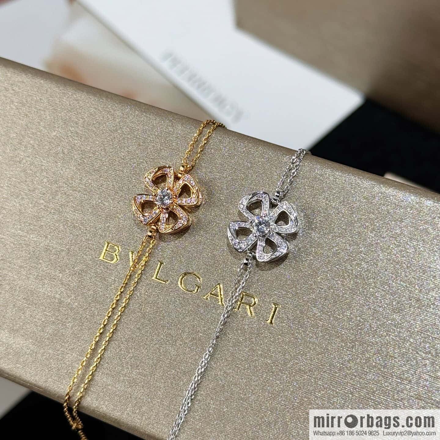 BVLGARI FIOREVER series four-leaf clover bracelet