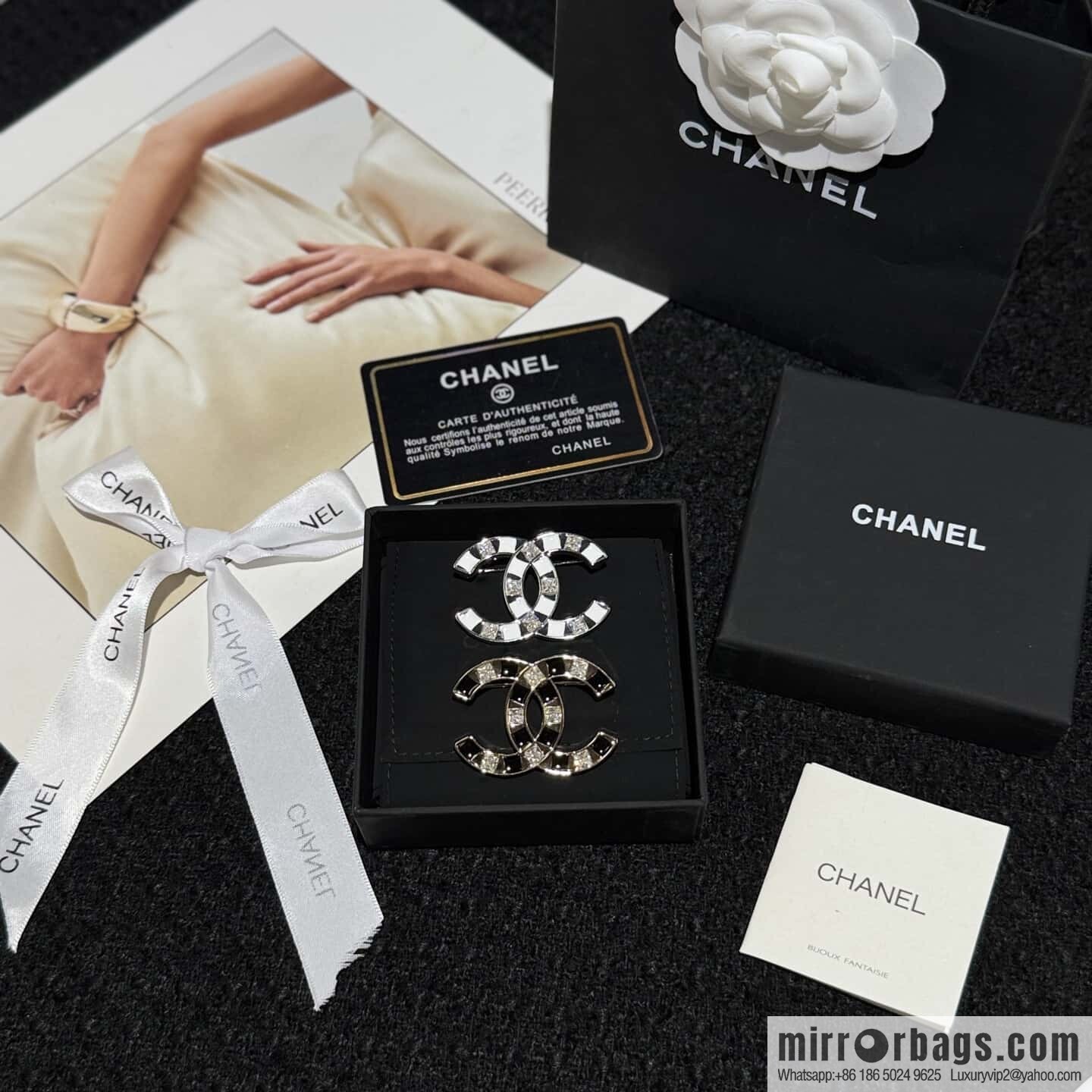 ☀️New ☑️ Chanel Double C Square Diamond Brooch