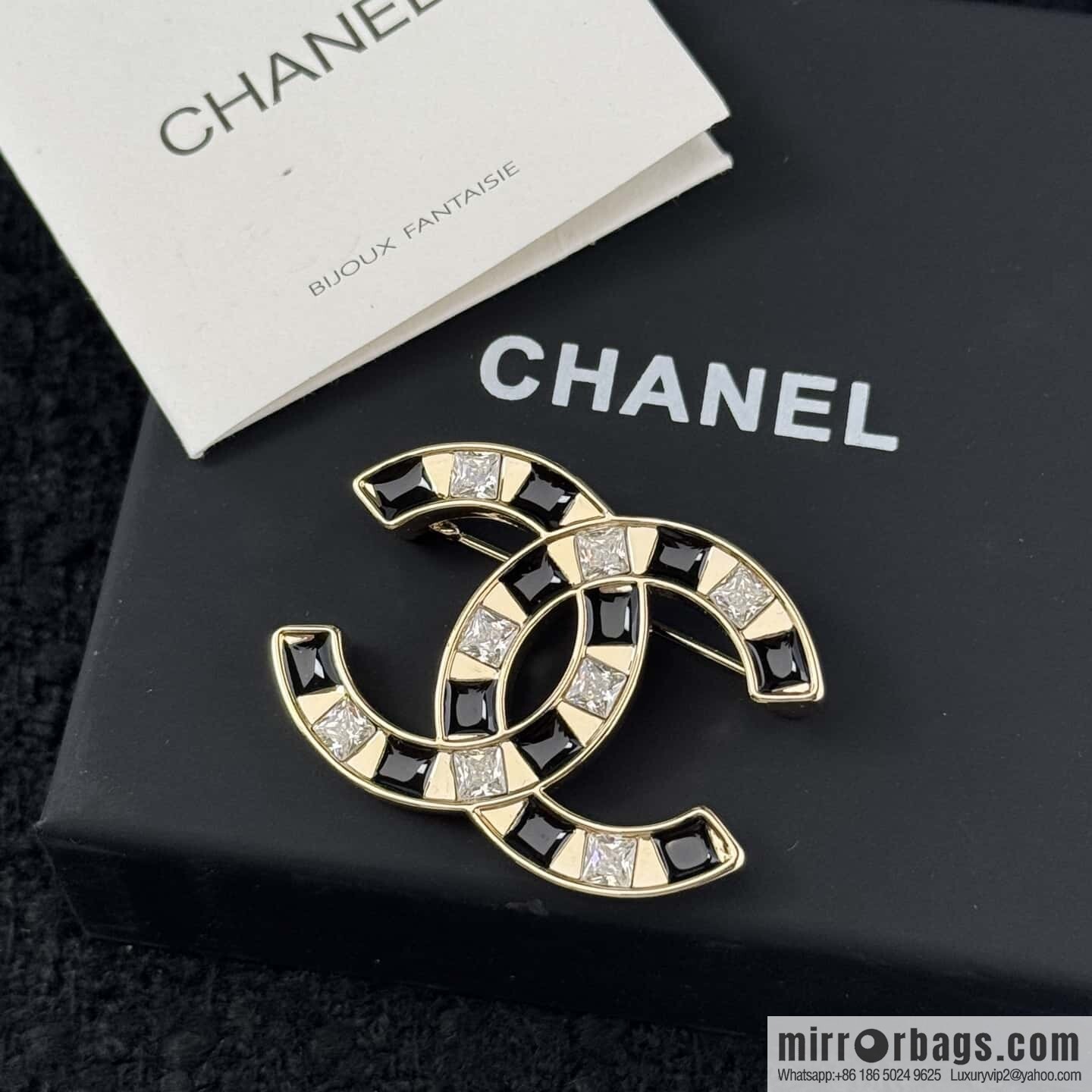 ☀️New ☑️ Chanel Double C Square Diamond Brooch