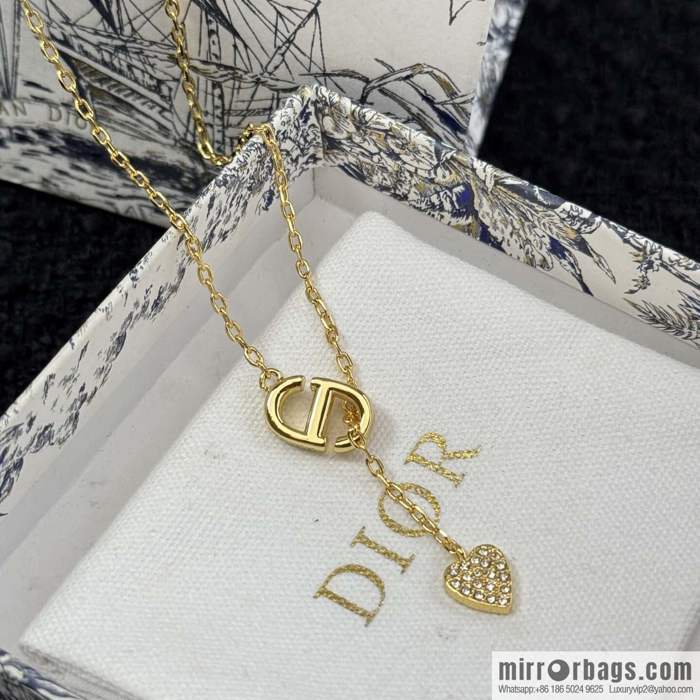 ☀️New ☑️ DIOR bow pearl necklace