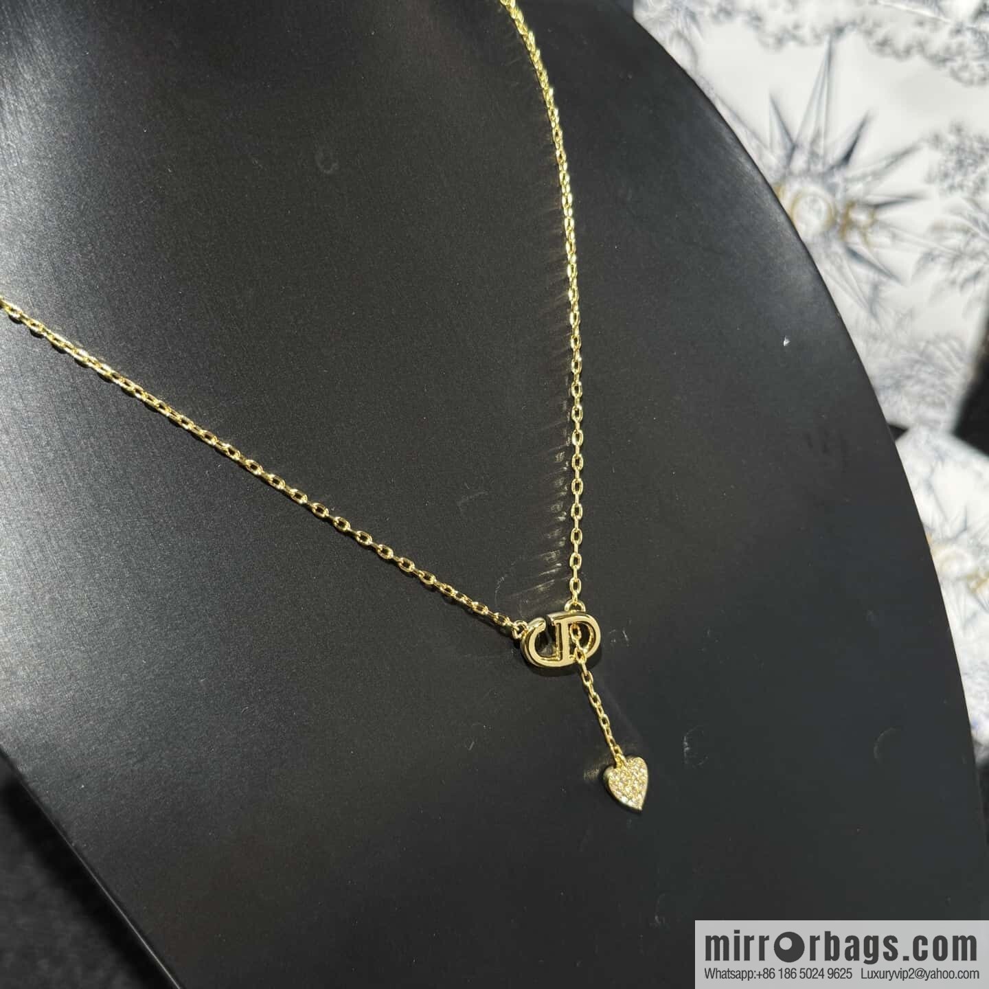 ☀️New ☑️ DIOR bow pearl necklace