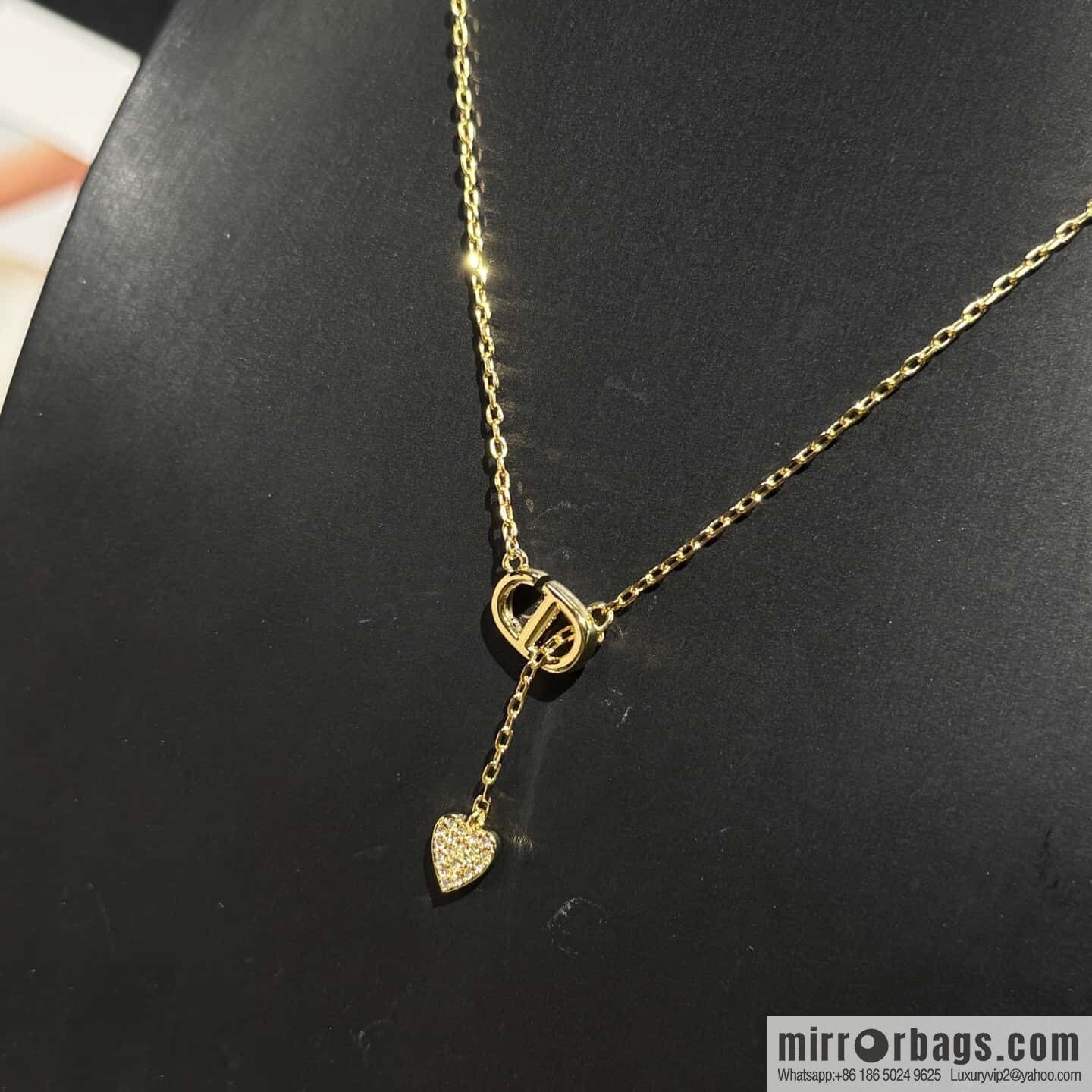 ☀️New ☑️ DIOR bow pearl necklace