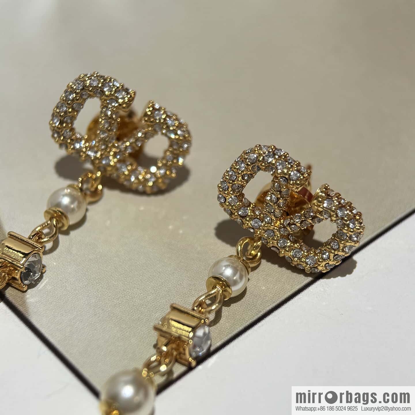 New ☑️ Valentino long fringed pearl stud earrings
