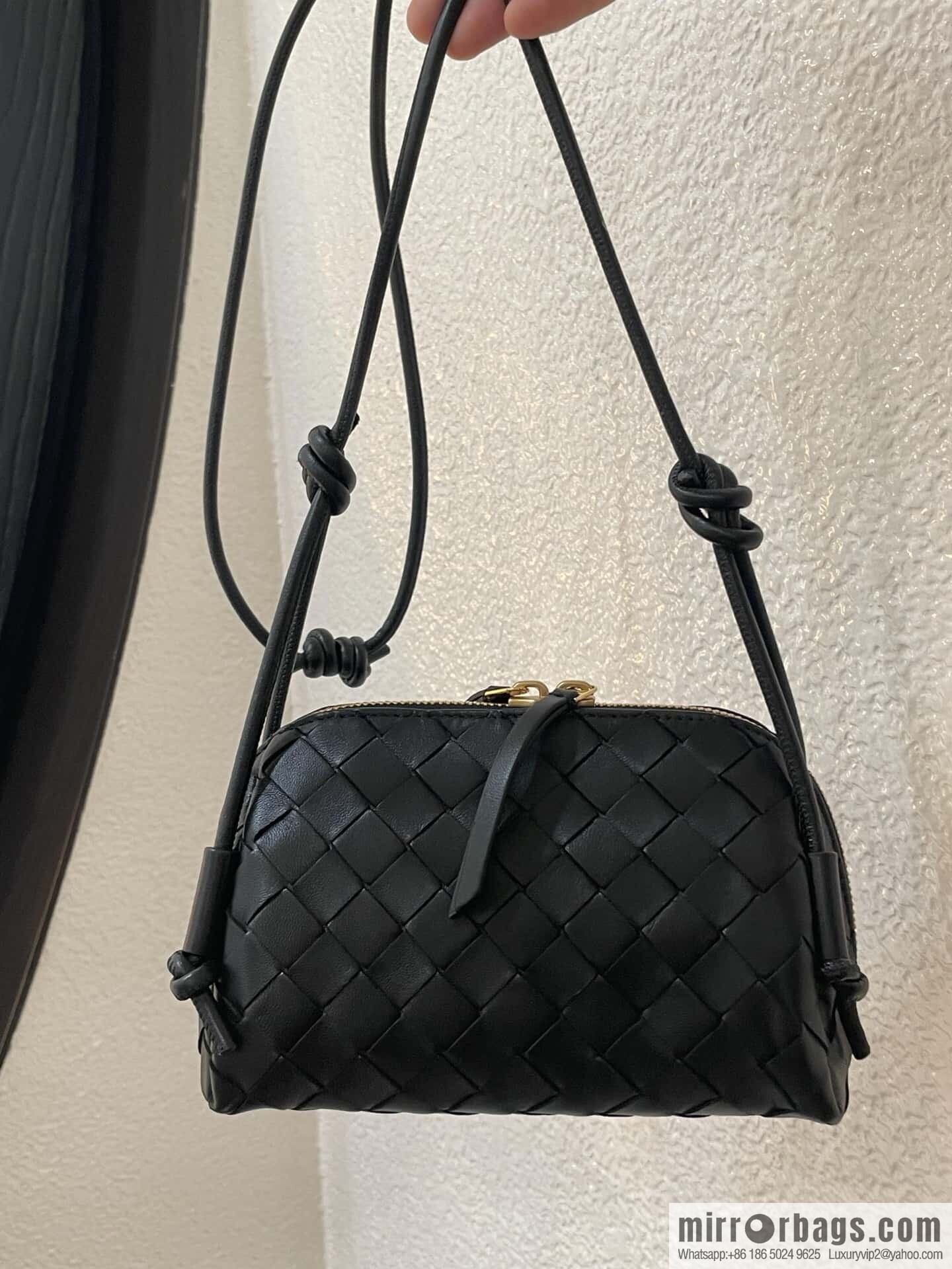 BV Shell Bag Concert 794258 Black