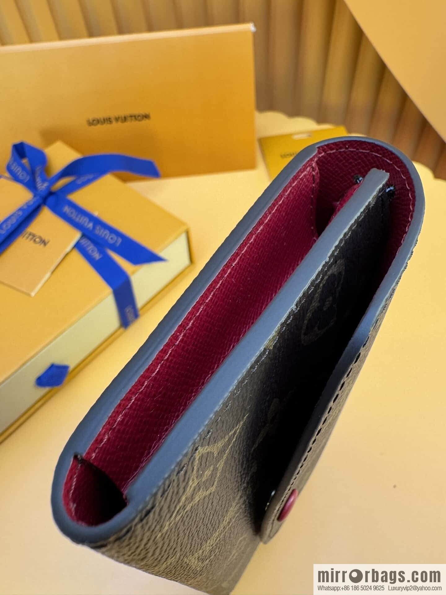LV M60697 Purple Bean [Official Full Chip Version]