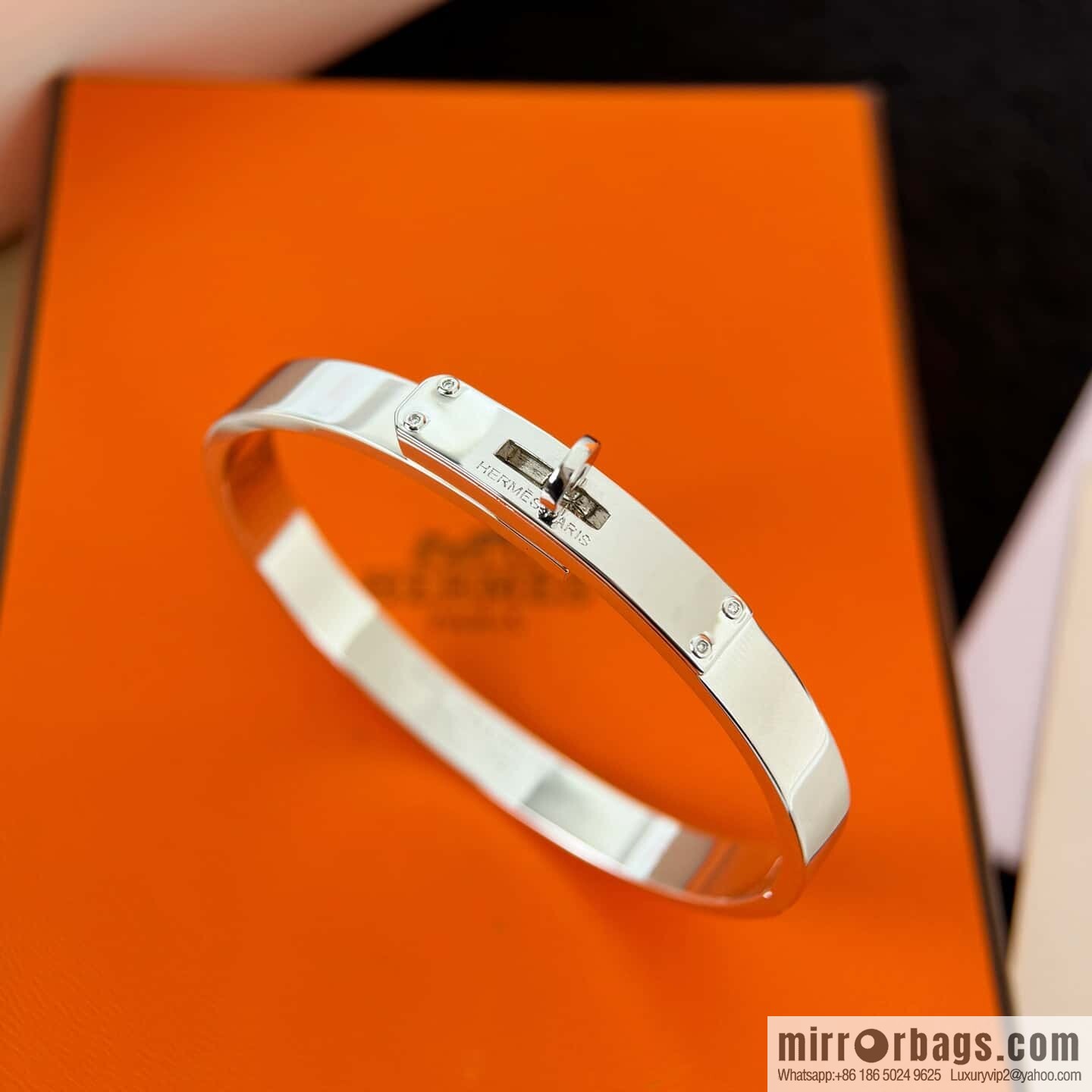 ❗️New ❗️ New ☑️ Hermes Kelly bracelet