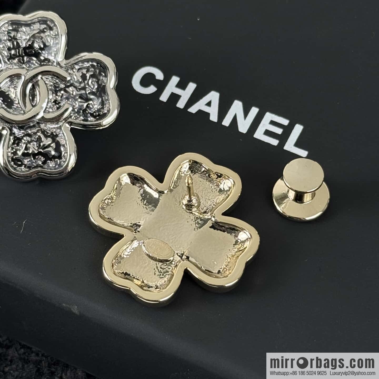 ❗️New ❗️☀️ New ☑️ Chanel Double C Clover 🍀 Brooch ☀️